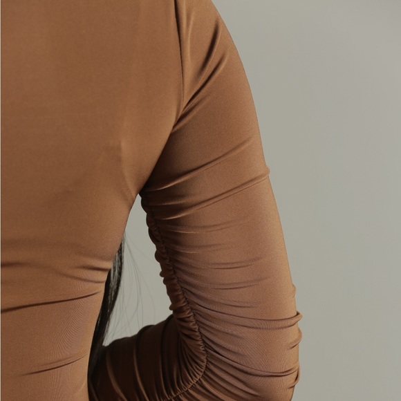 Cognac Shirtdress - Picture 3 of 5